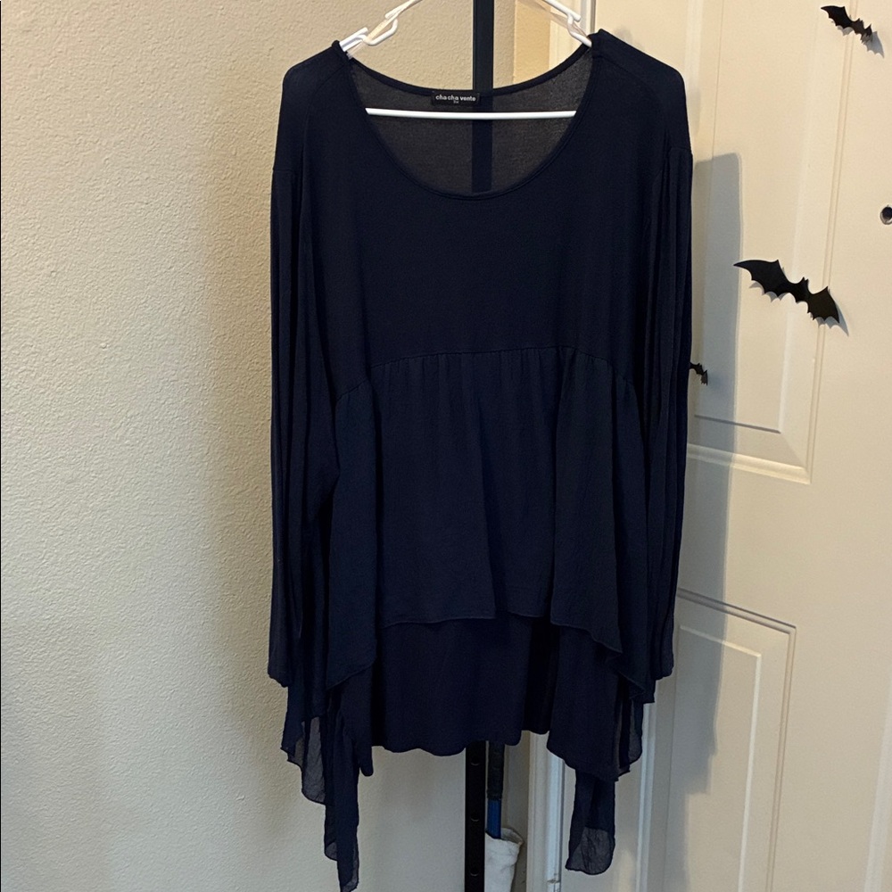 Cha Cha Vente Navy Layered Tunic Top